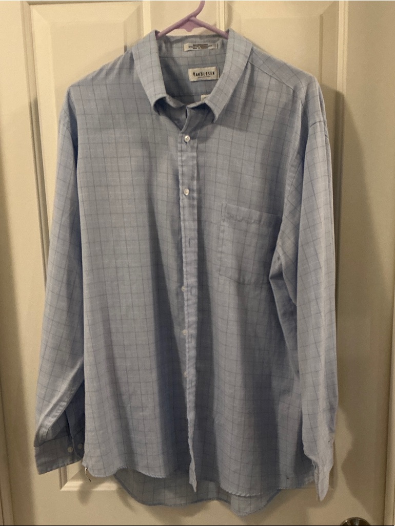 Van Heusen Mens Light Blue Windowpane Dress Shirt Broadcloth CottonPolyester